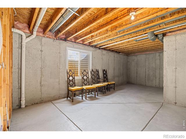 2450 Ashland Lane