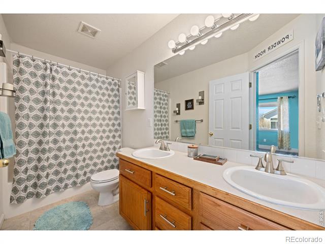 2450 Ashland Lane