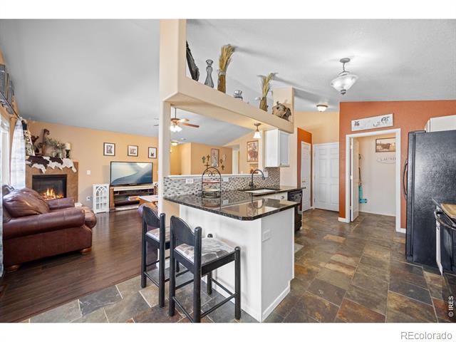 2450 Ashland Lane