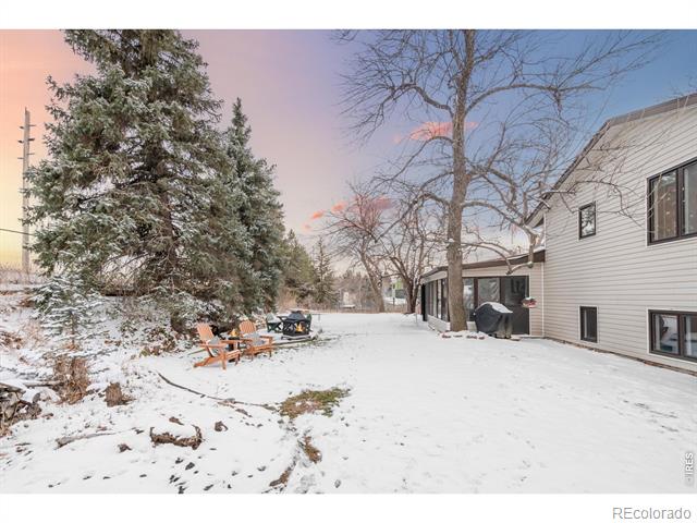 5564 Colt Drive