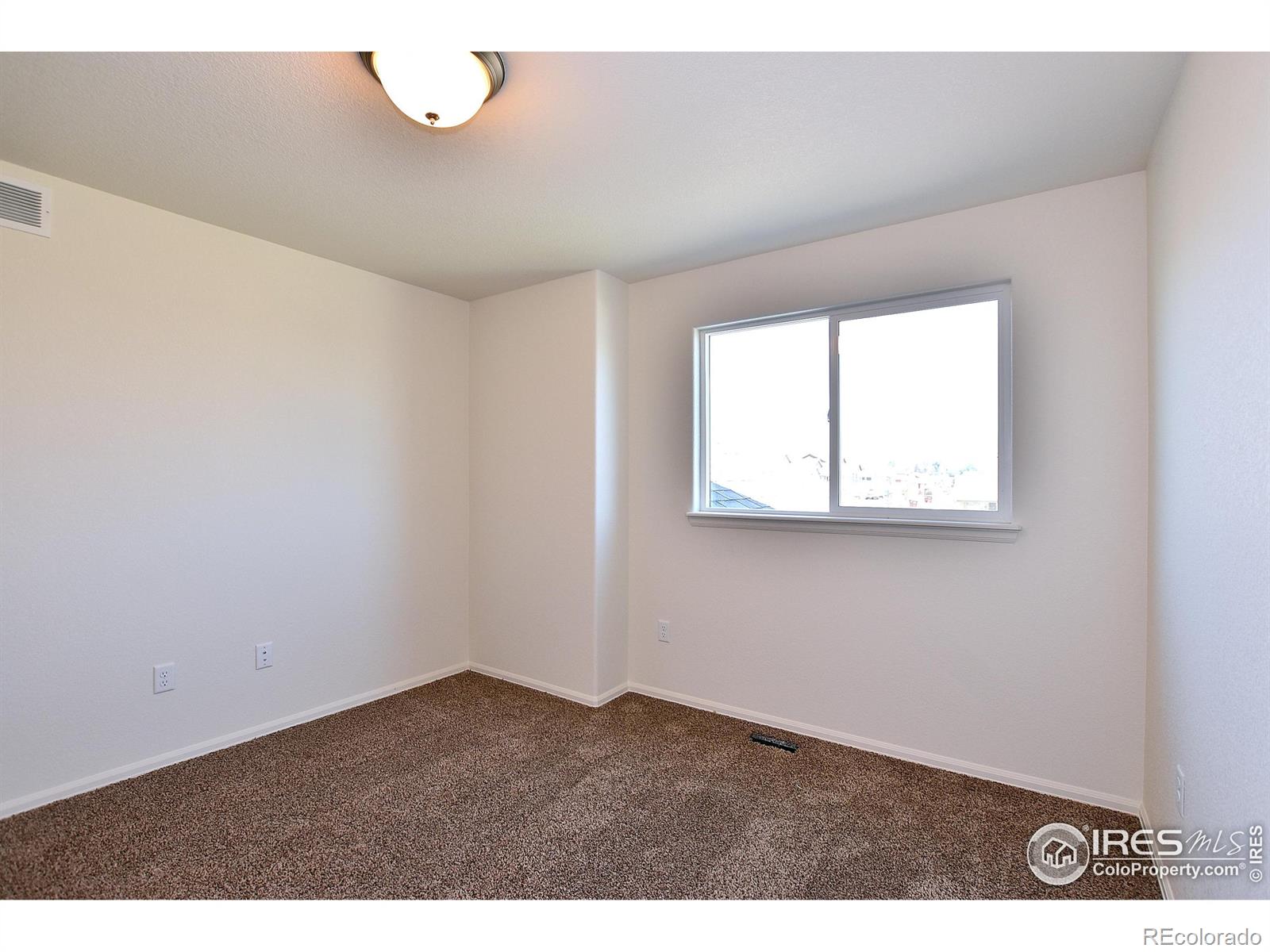 2408 Oakhurst Road