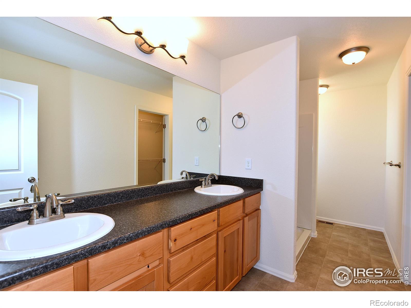 2408 Oakhurst Road