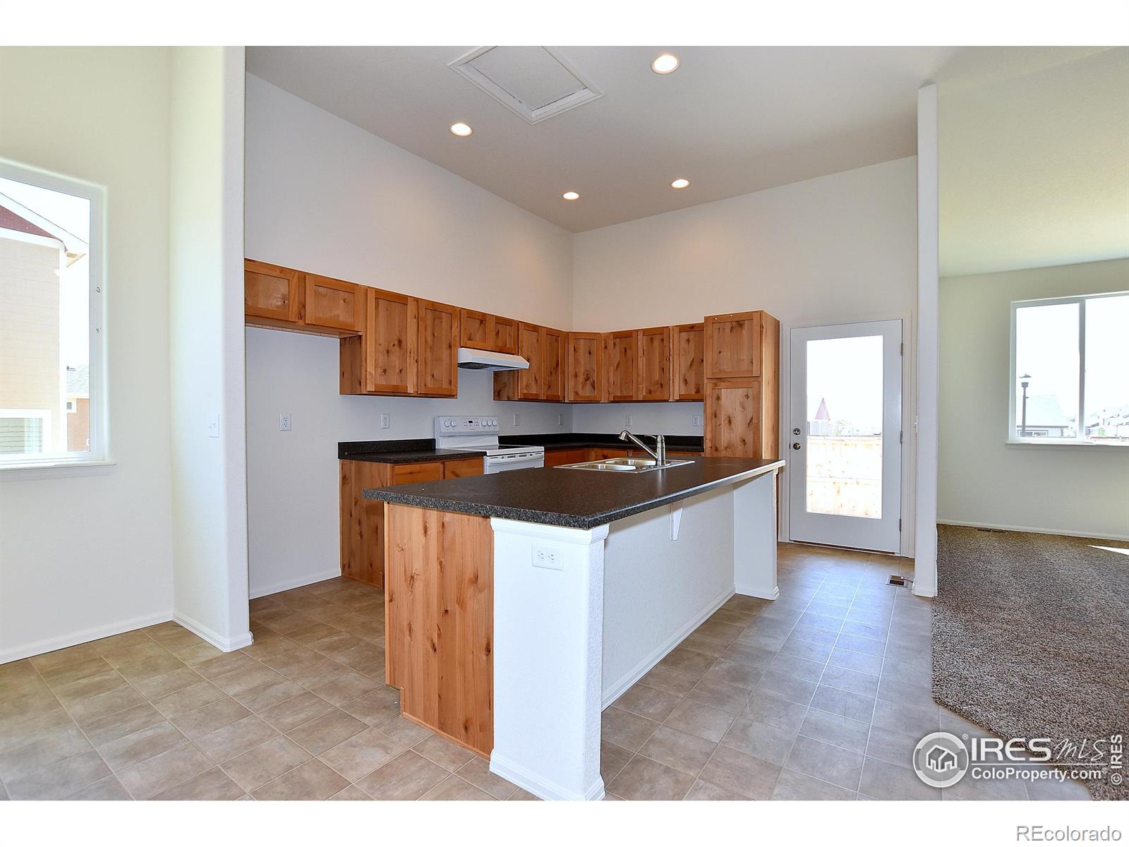 2408 Oakhurst Road