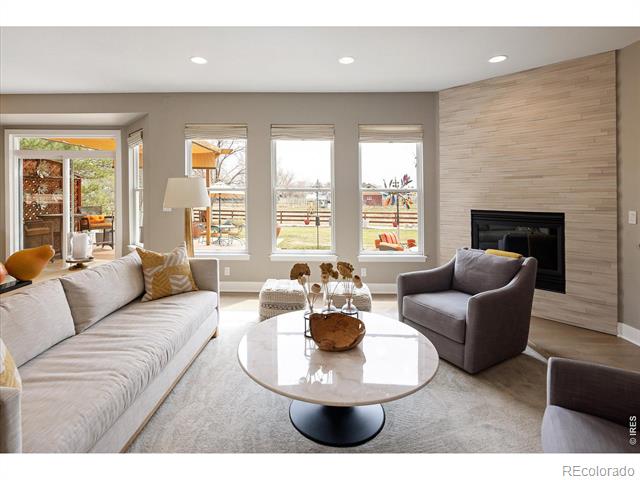 2870 Blue Jay Way