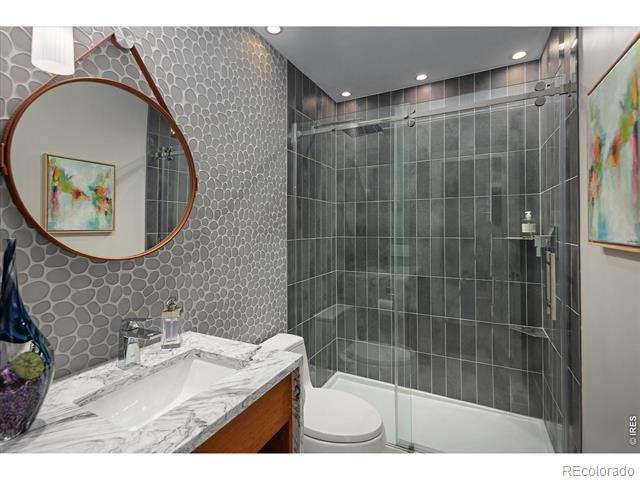 2870 Blue Jay Way