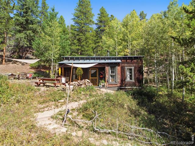 1995 Caribou Road