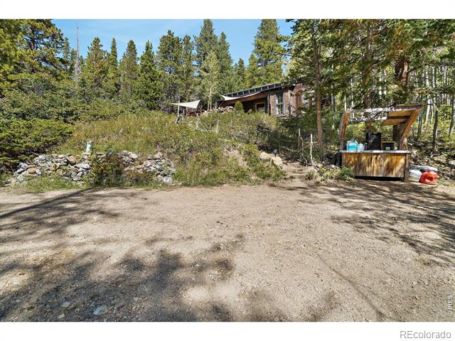 1995 Caribou Road
