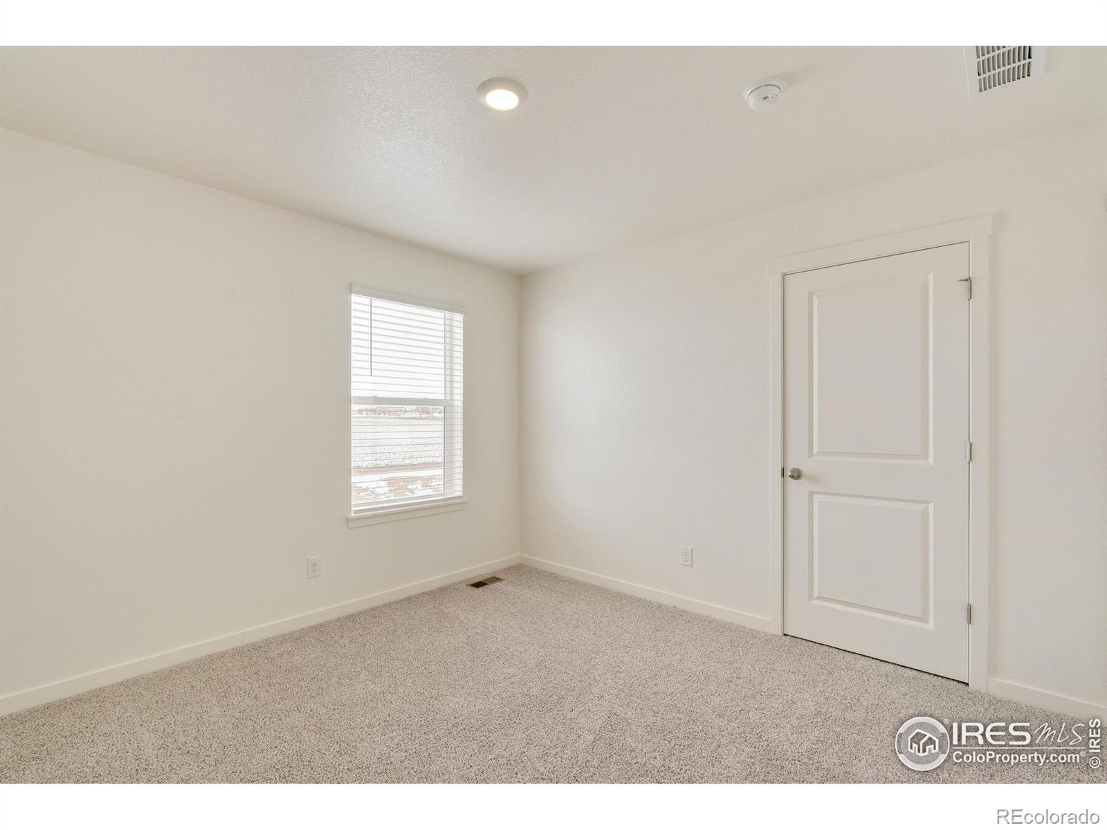 332 Hummingbird Lane