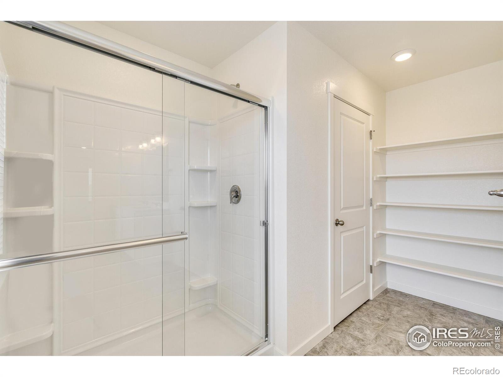 332 Hummingbird Lane