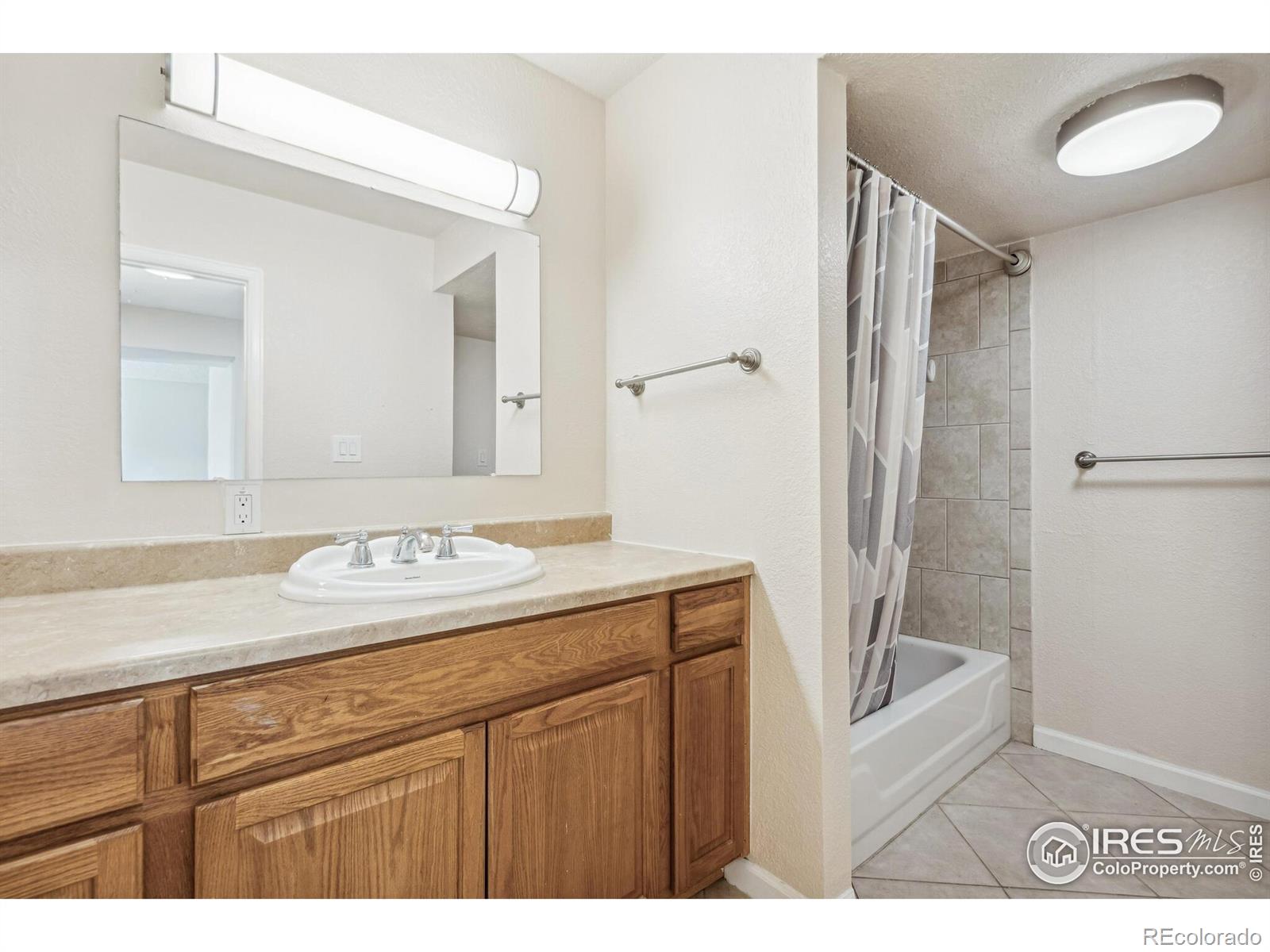 10211 Ura Lane Unit: 104