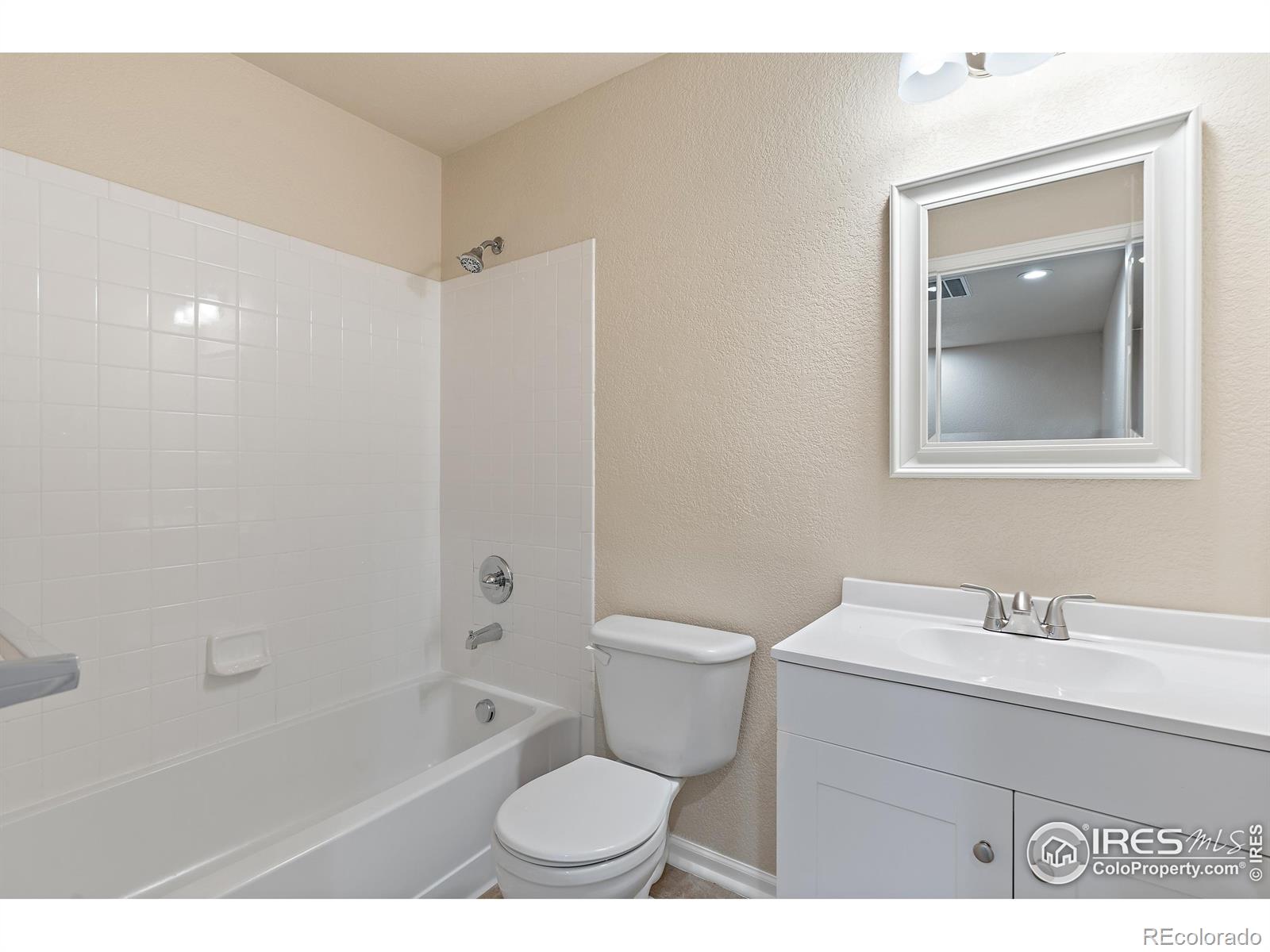 13624 Garfield Street Unit: B