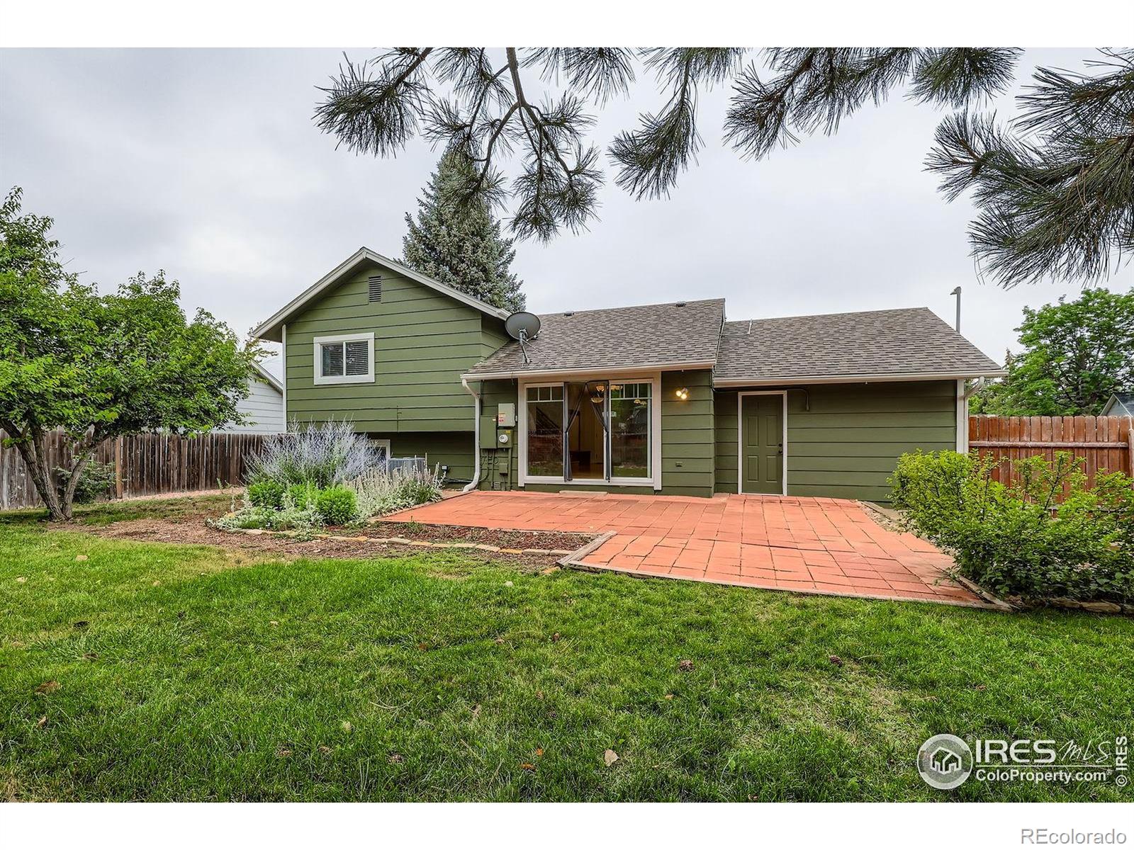641 W Dahlia Street