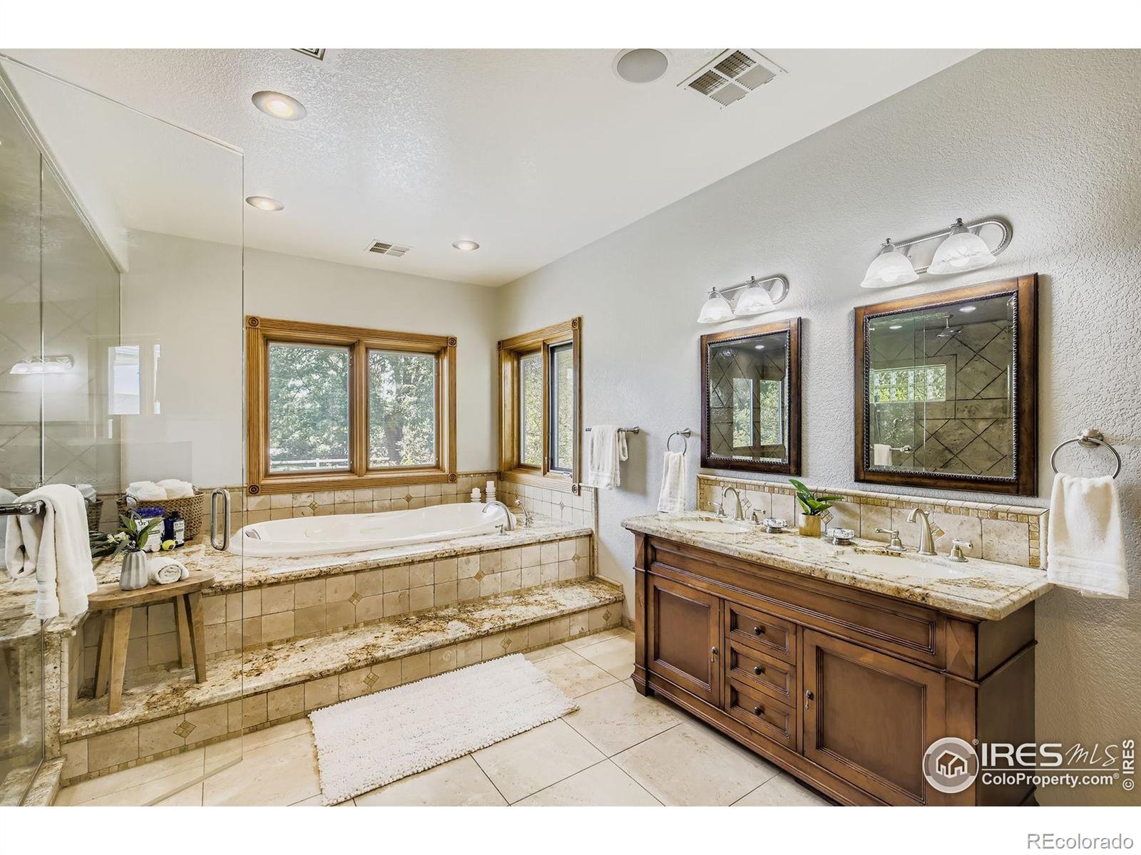 115 Grand View Drive