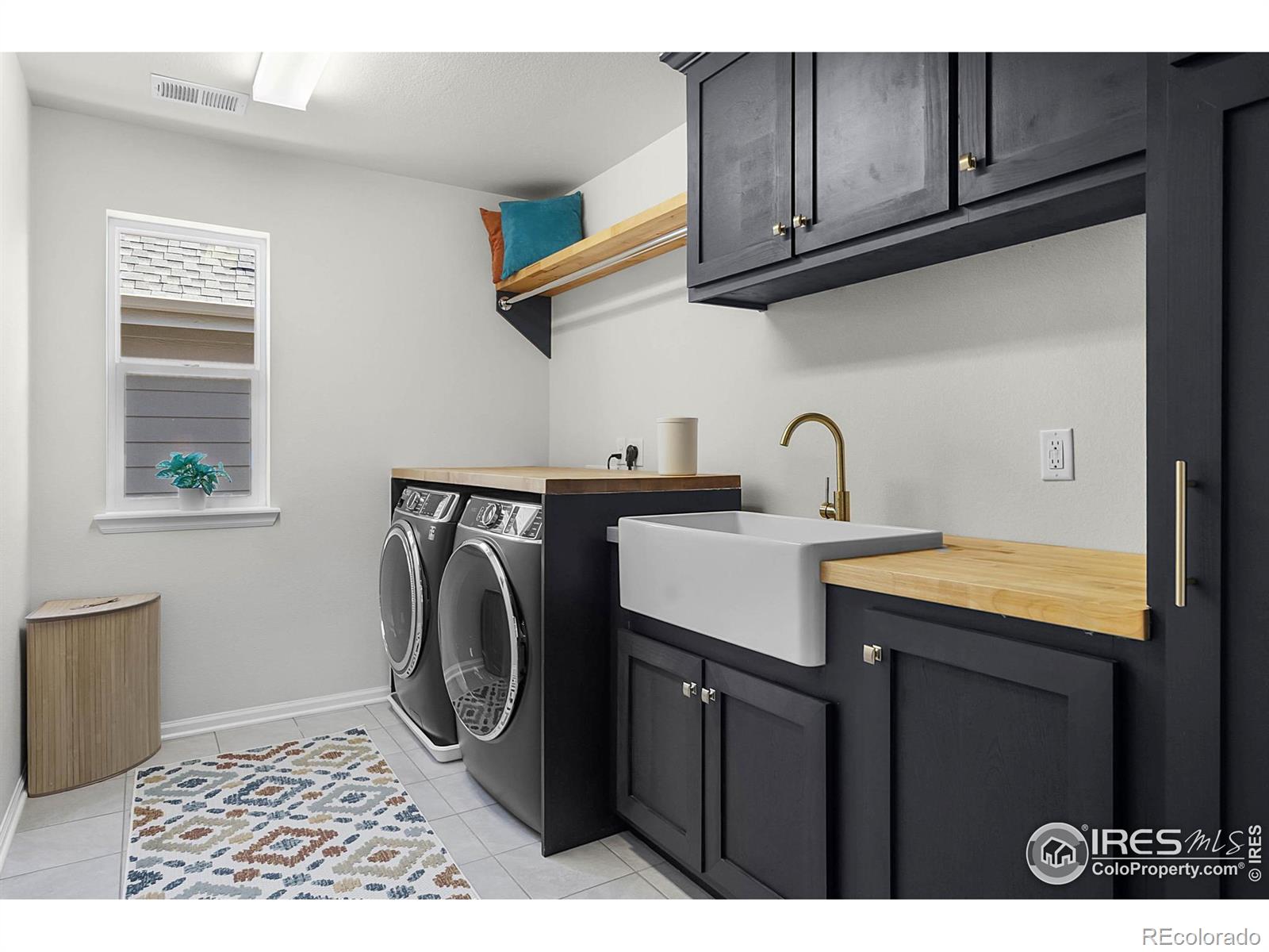 6229 Black Mesa Road