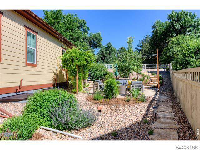 2005 Aster Lane