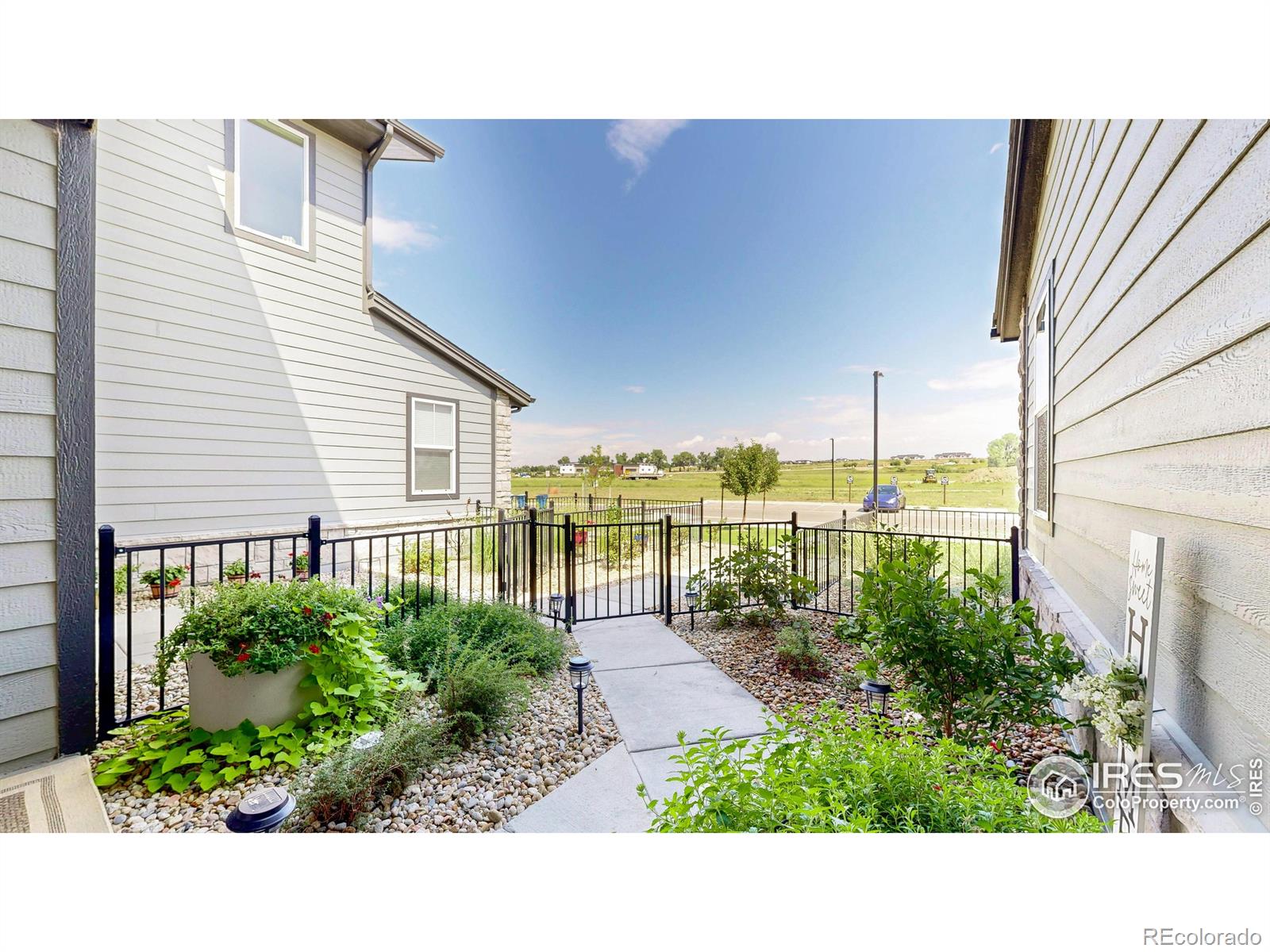 6825 Maple Leaf Drive Unit: 101