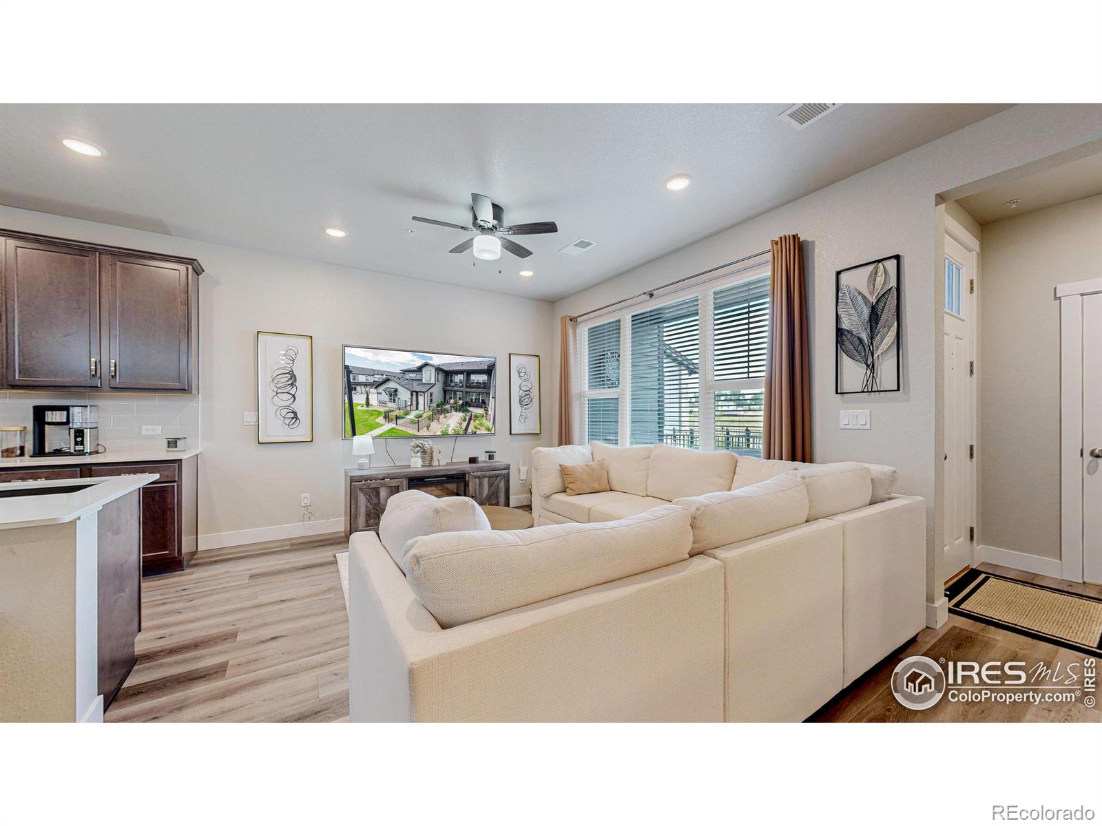 6825 Maple Leaf Drive Unit: 101