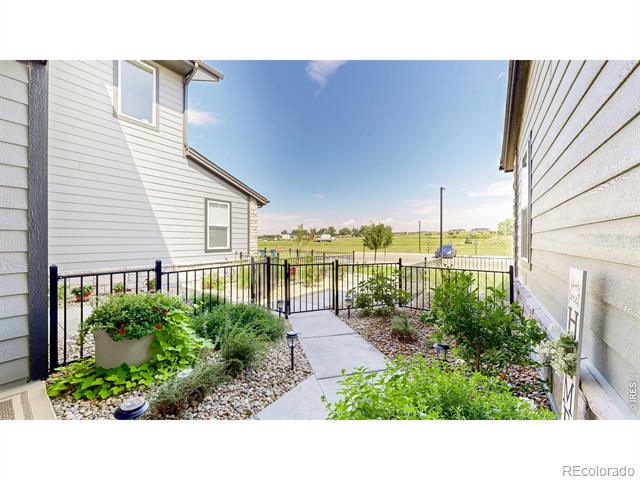 6825 Maple Leaf Drive Unit: 101