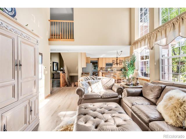 806 Bittersweet Lane