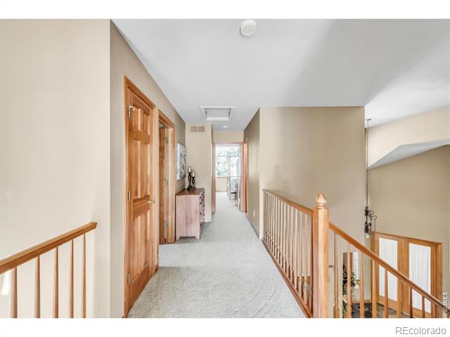 806 Bittersweet Lane