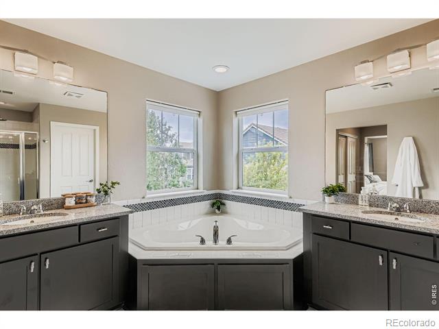 3285 Yale Drive