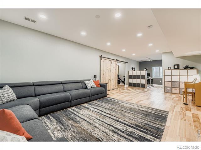 3285 Yale Drive