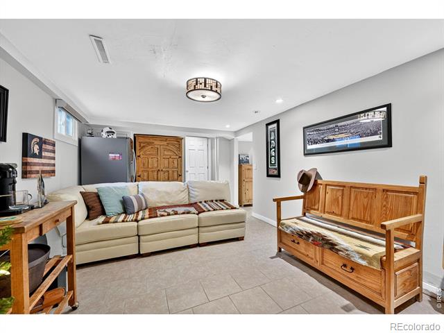 11831 Quail Road