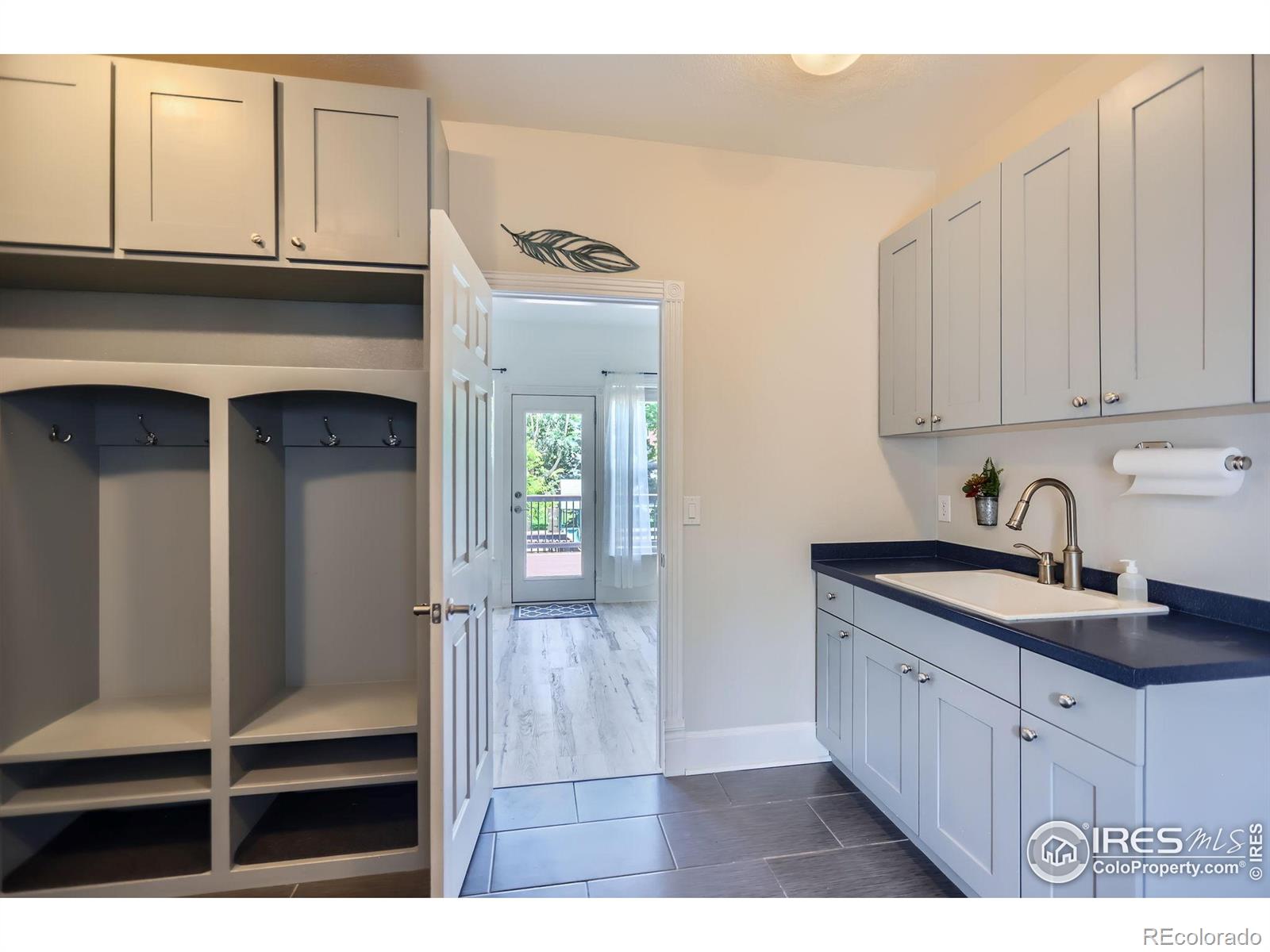 3525 Rinn Valley Drive