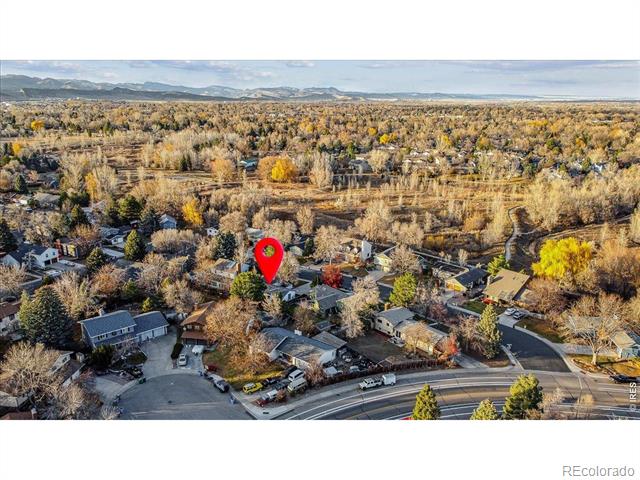 1725 Ridgewood Road