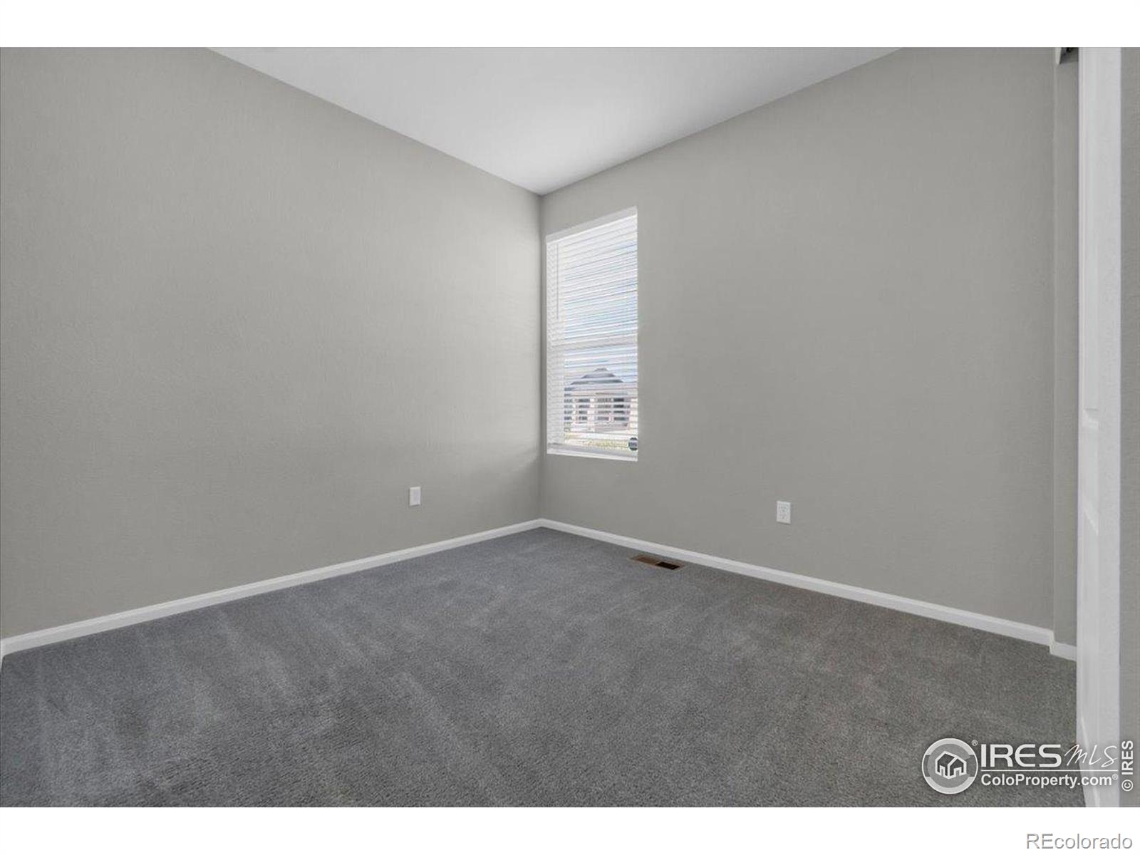 12862 Crane River Drive