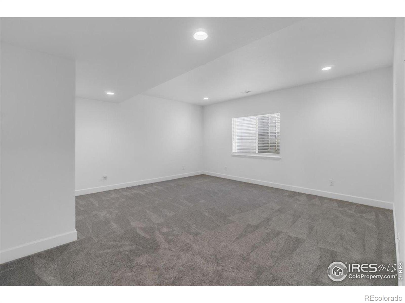 12862 Crane River Drive