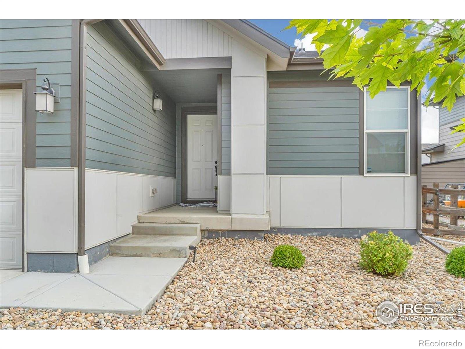 12862 Crane River Drive