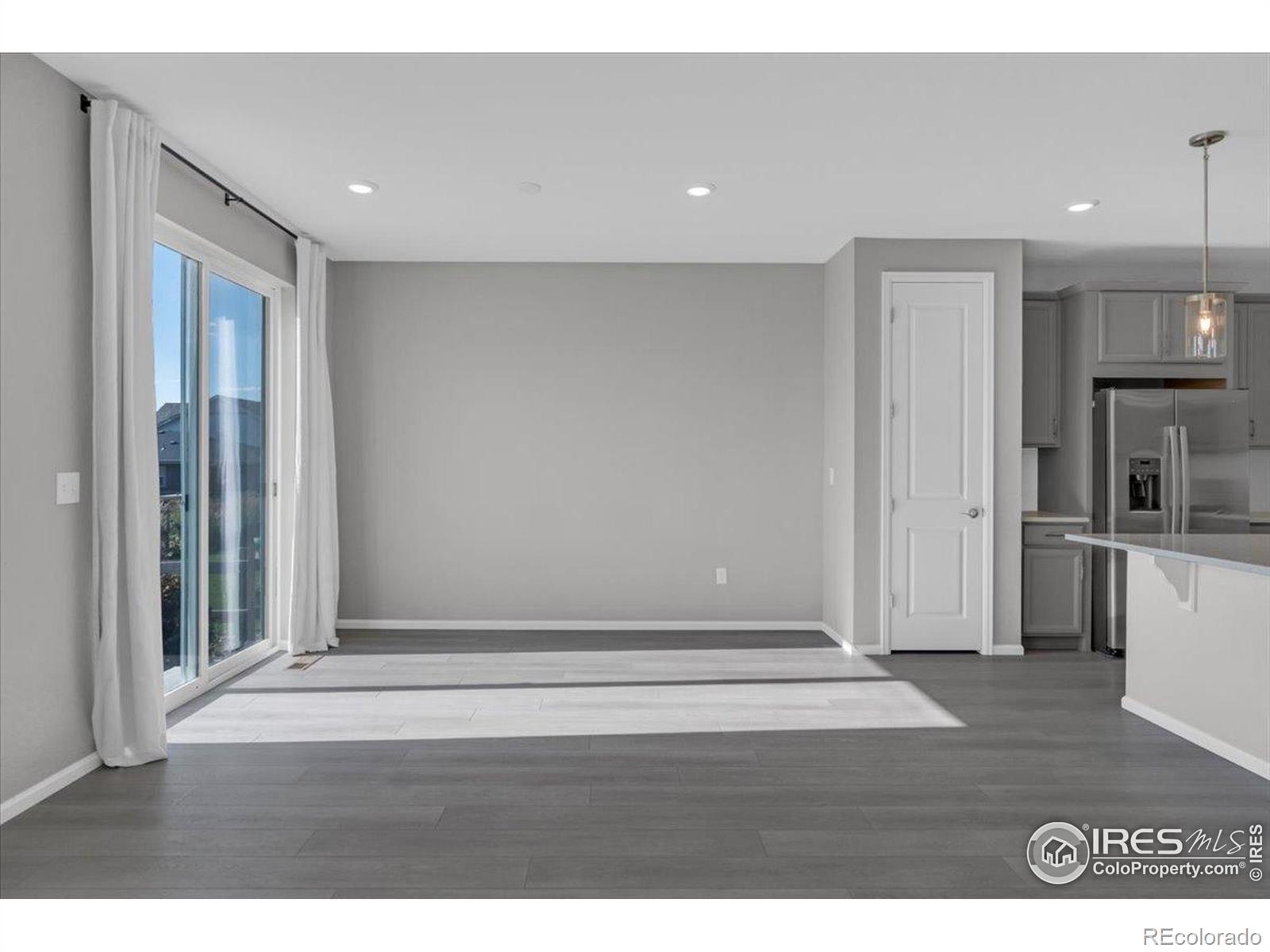 12862 Crane River Drive