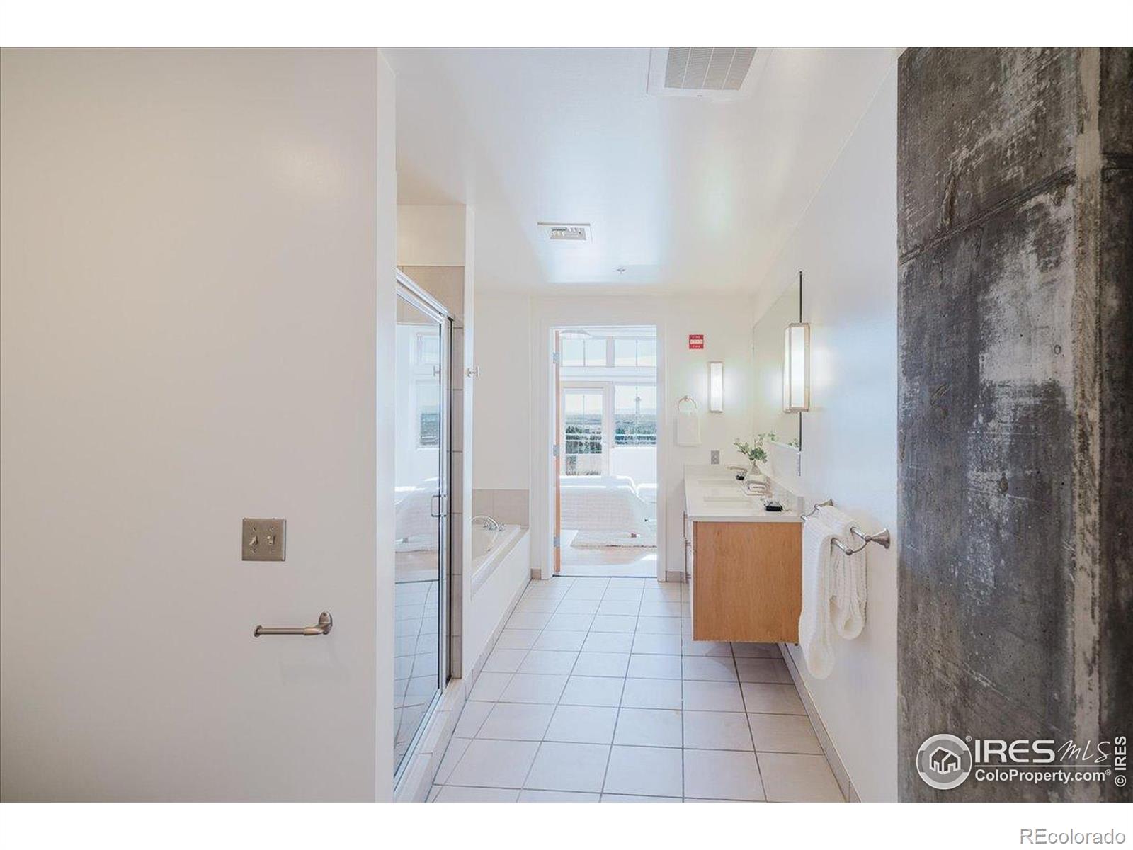 1925 W 32nd Avenue Unit: 401