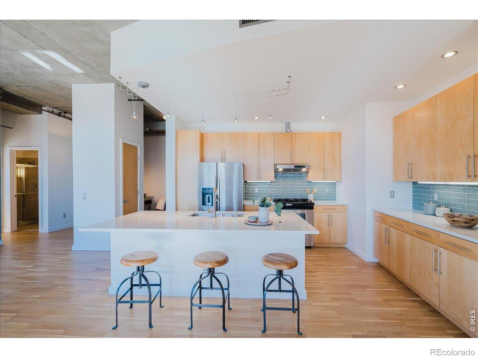 1925 W 32nd Avenue Unit: 401