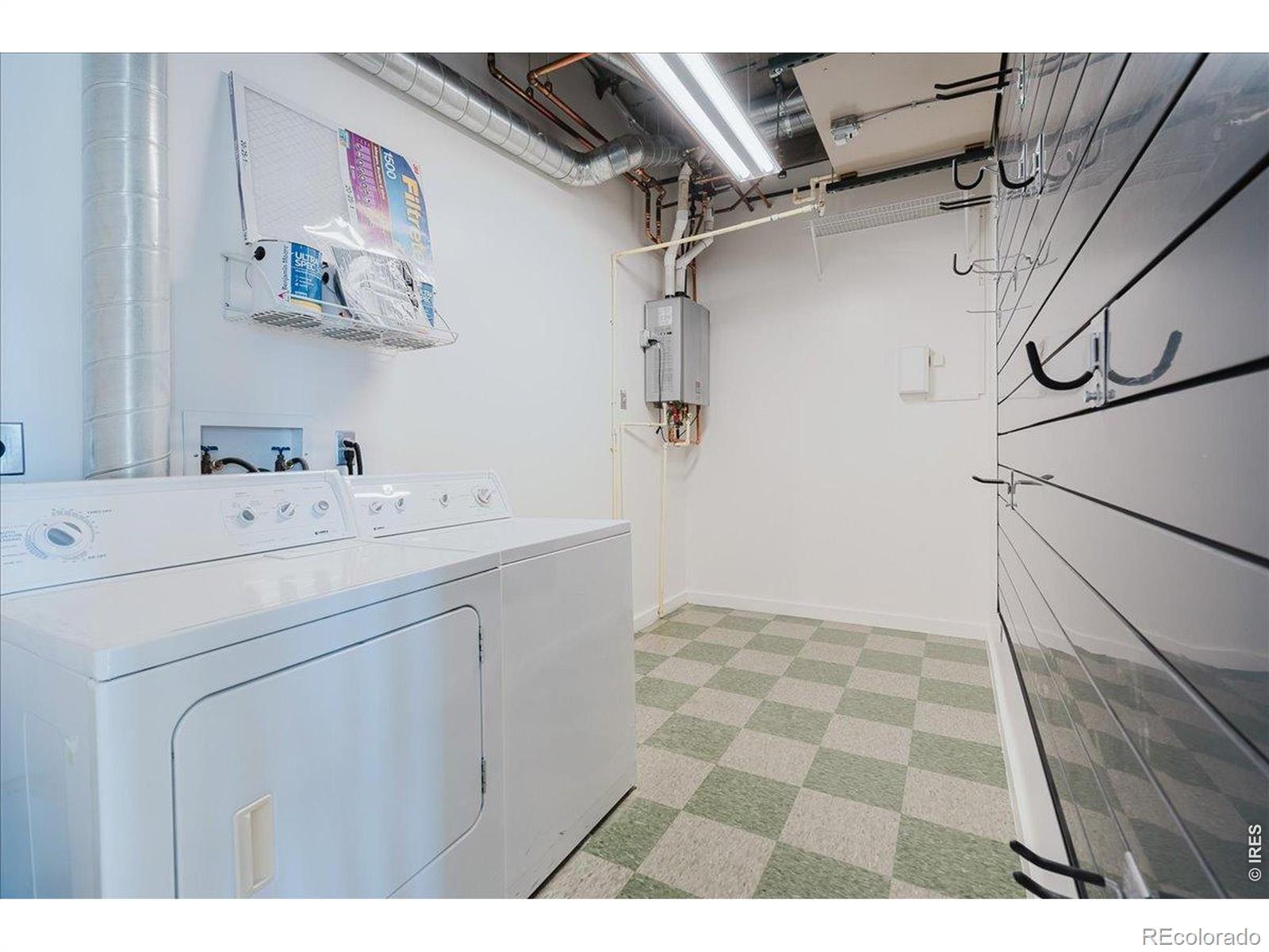 1925 W 32nd Avenue Unit: 401