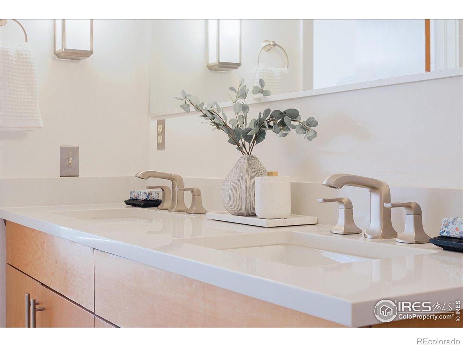 1925 W 32nd Avenue Unit: 401