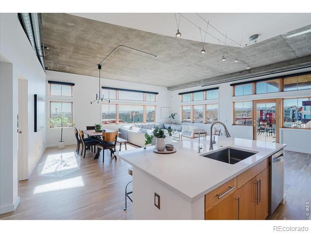 1925 W 32nd Avenue Unit: 401