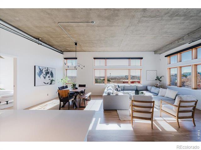 1925 W 32nd Avenue Unit: 401