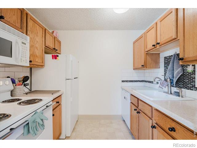 3009 Madison Avenue Unit: L216