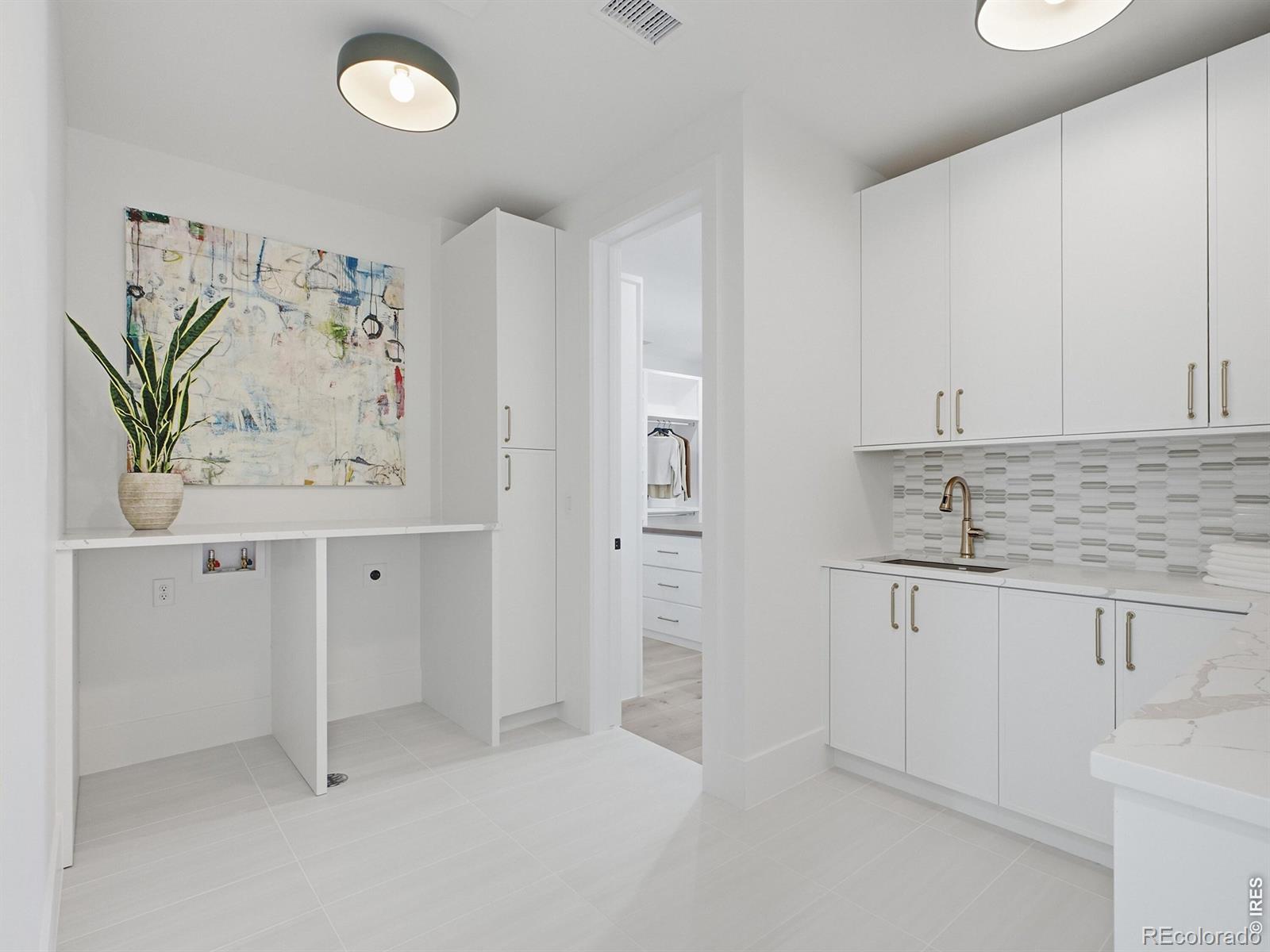 827 Trail Ridge Drive