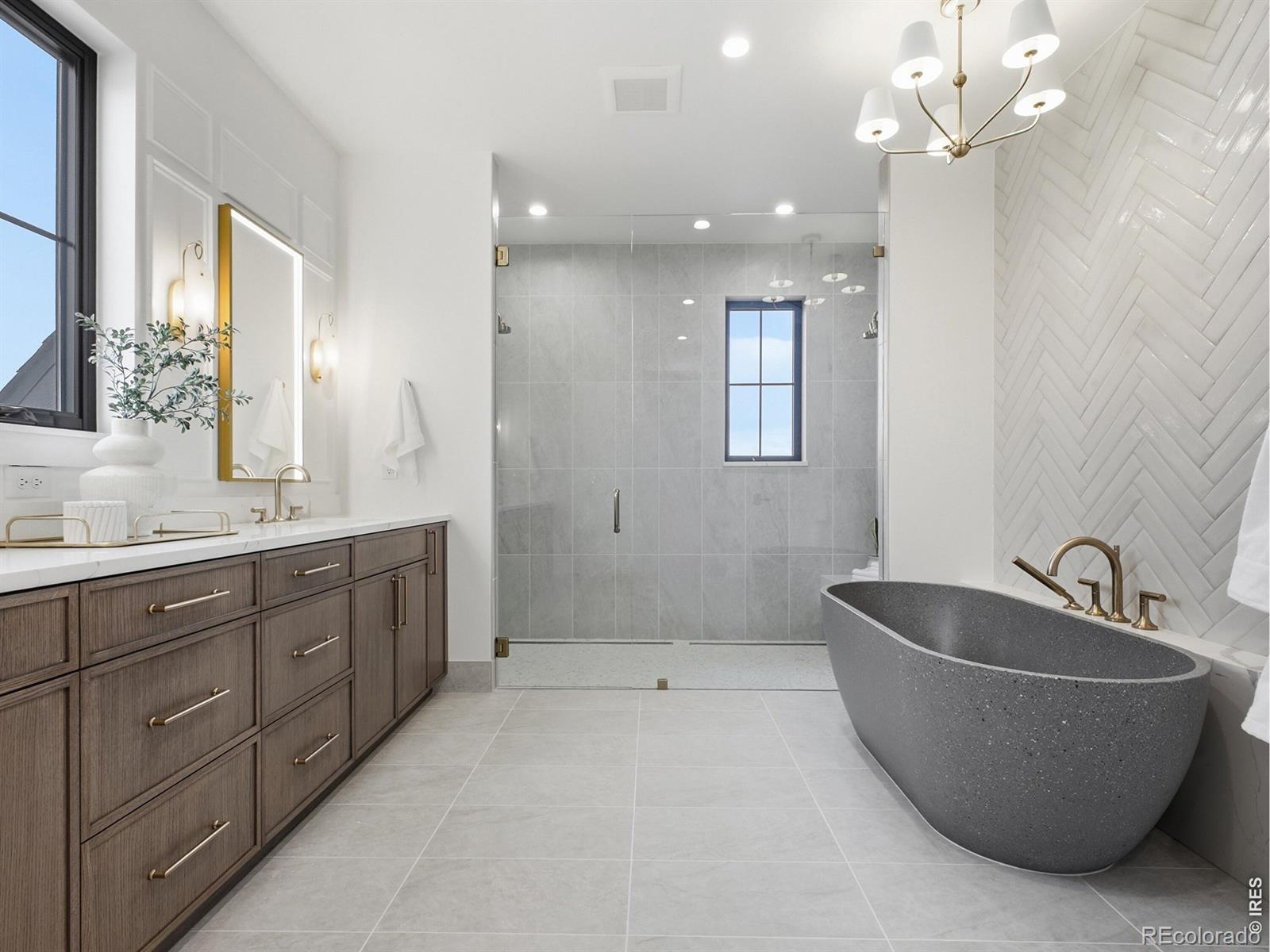 827 Trail Ridge Drive