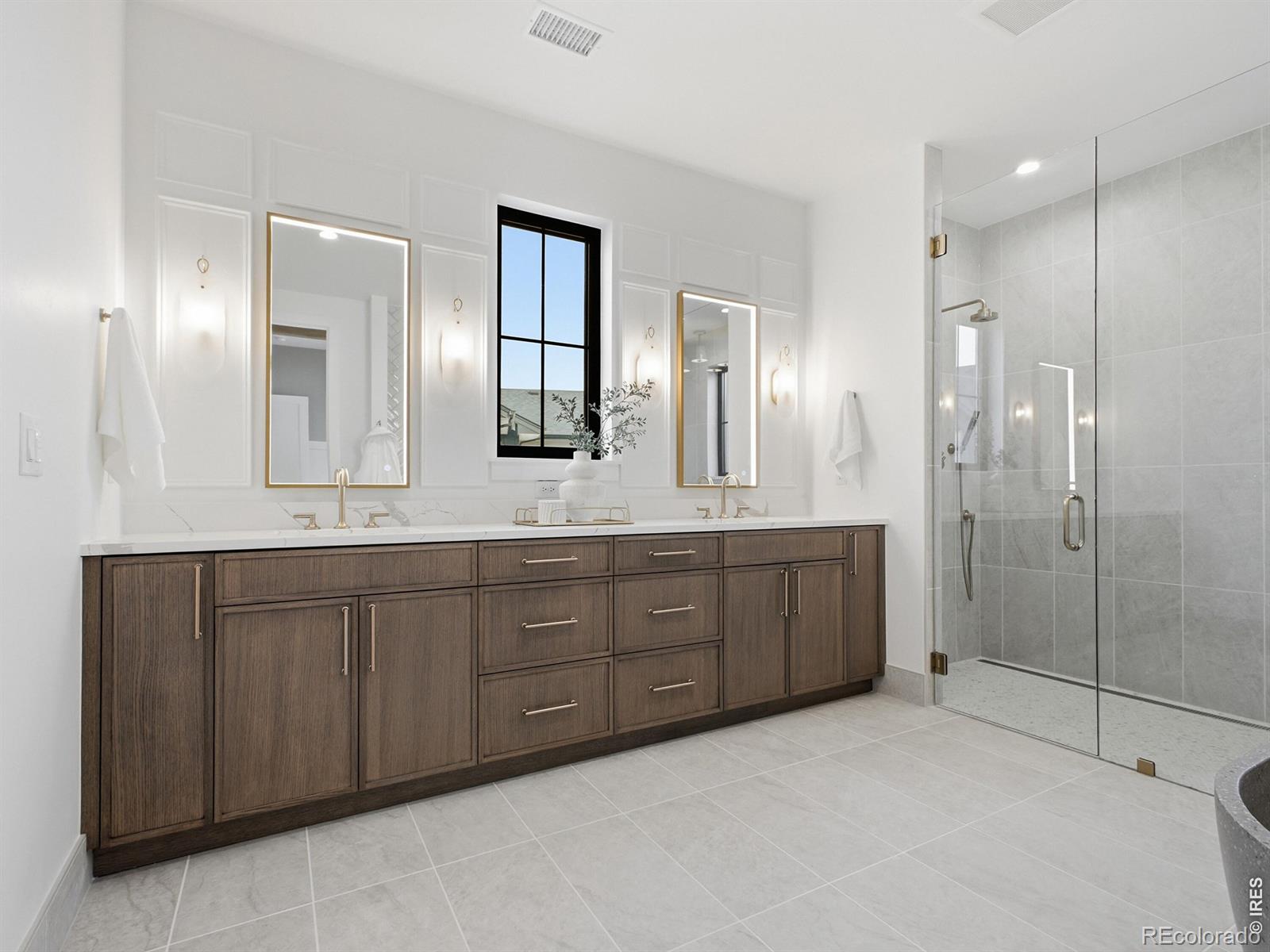 827 Trail Ridge Drive