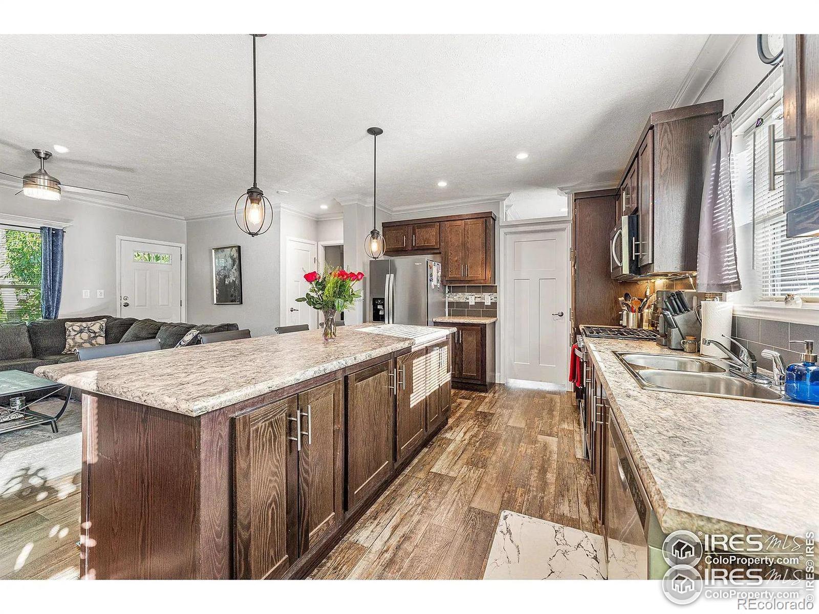 5000 Butte Street Unit: 240
