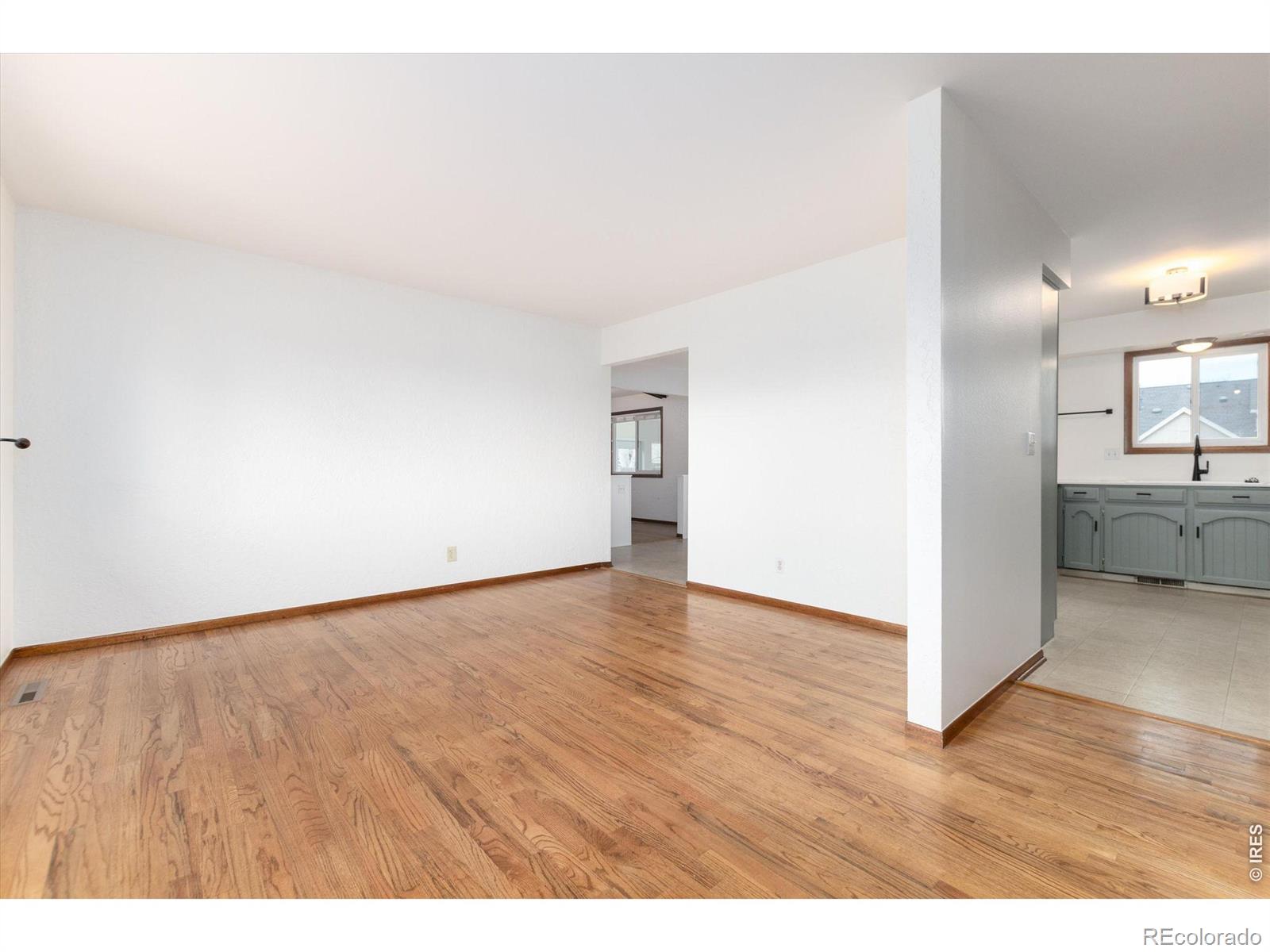 2516 Mountain View Avenue