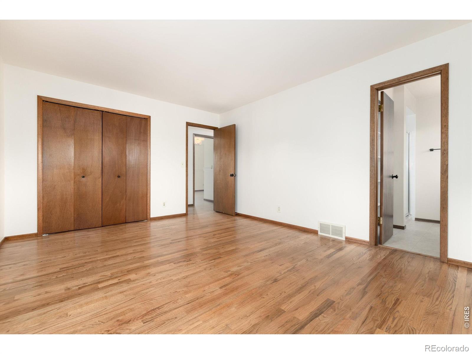 2516 Mountain View Avenue