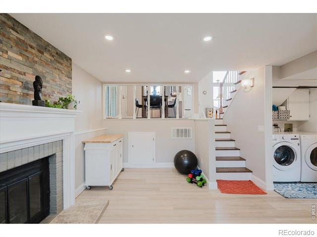 394 W Lucerne Drive