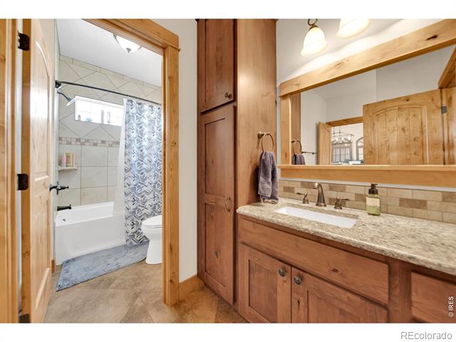 5 Trailside Drive