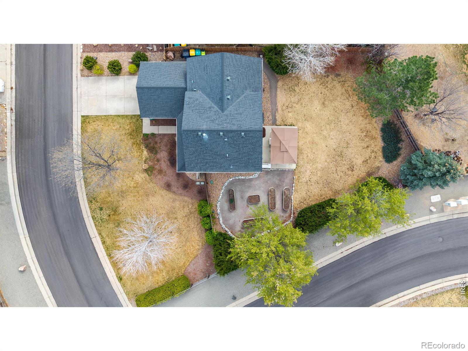 407 Maplewood Drive