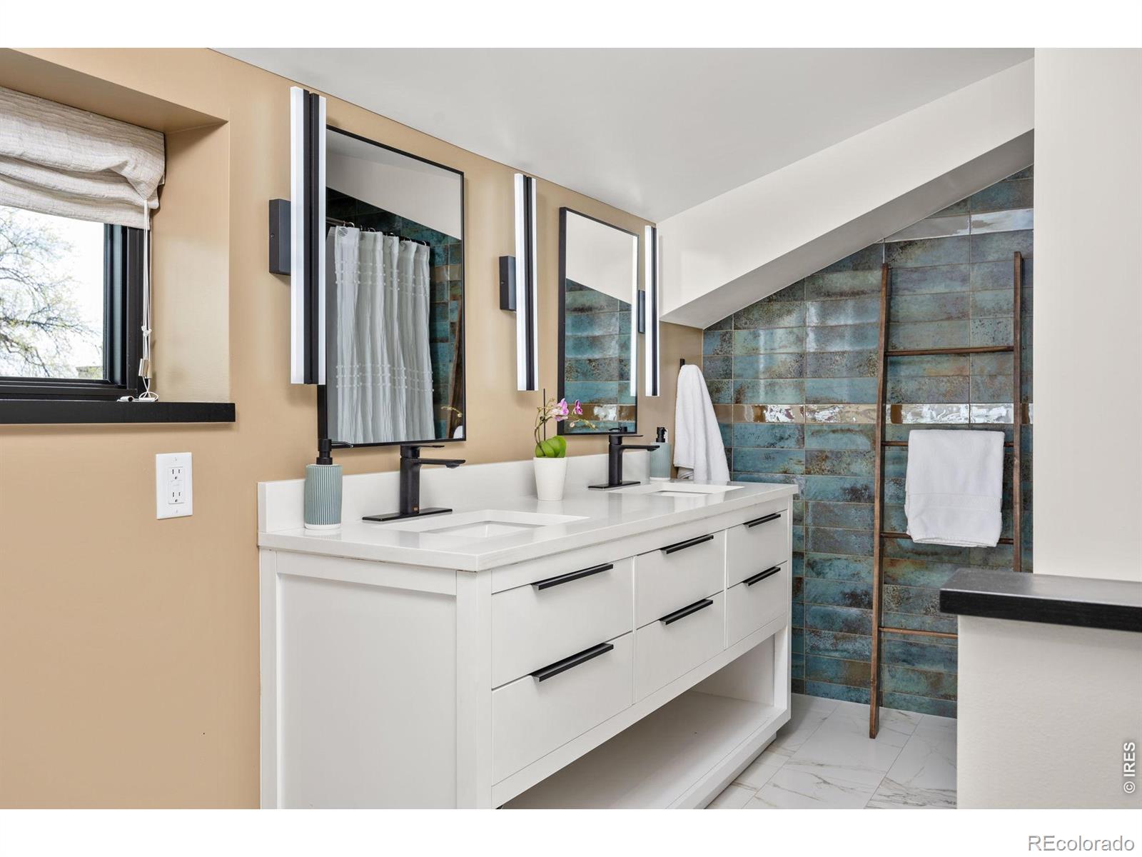 1175 Evergreen Avenue